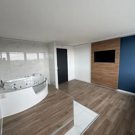 Hotel Szieszta 4*