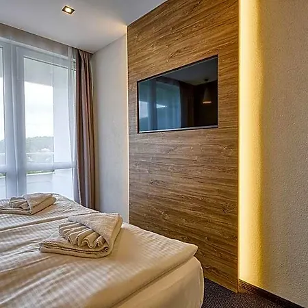 Szieszta 4*