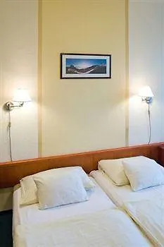 Hotell Szieszta Sopron
