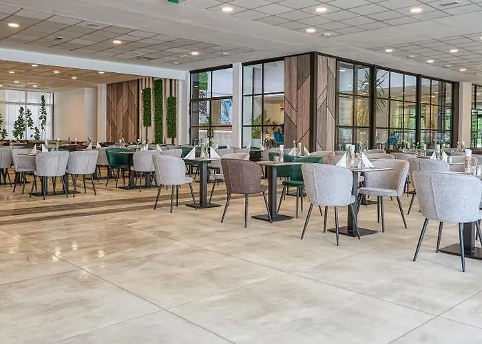 Szieszta מלון 4*