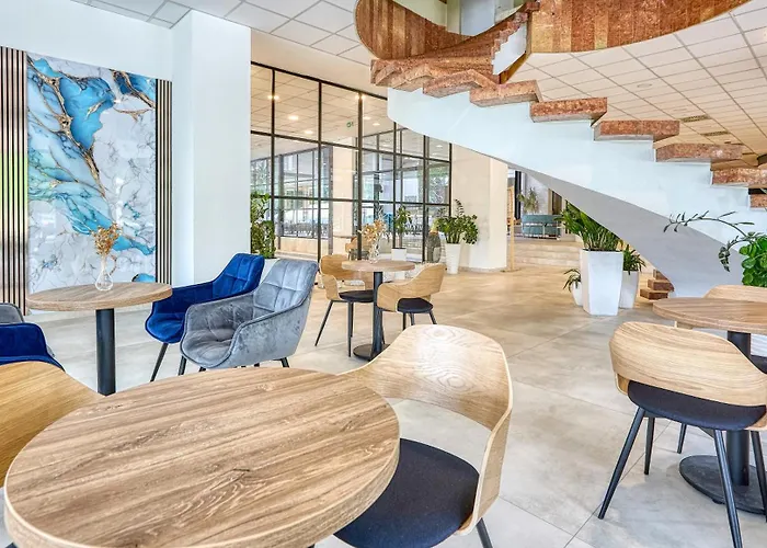 Szieszta 4* סופרון