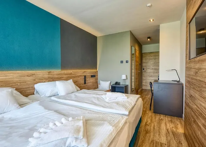 Szieszta מלון סופרון