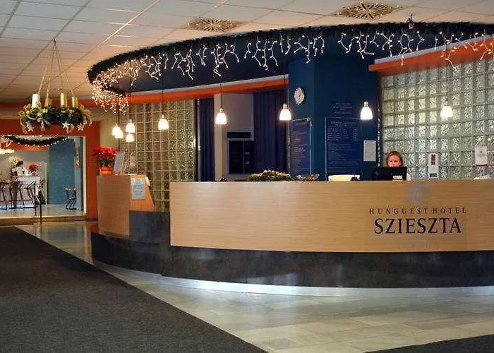 מלון Szieszta 4*